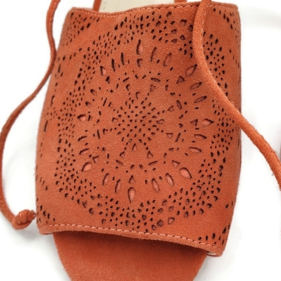 Vince Camuto Cayleen Papaya 10 - Picture 4 of 11